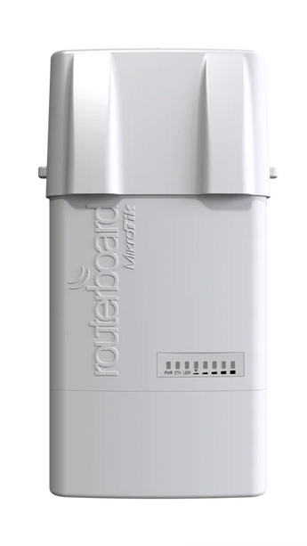Rádio outdoor da MikroTik com caixa à prova de intempéries. O BaseBox 5 (5GHz) possui conectores RP-SMA, porta Gigabit, USB e um slot de expansão miniPCIe. - BASEBOX5