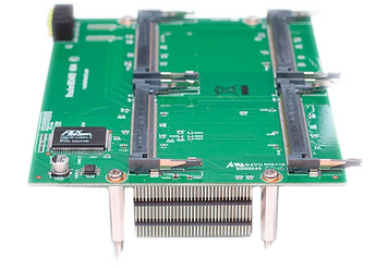 Placa de expansão (daughterboard) Mikrotik RB604. Adiciona 4 slots miniPCI à sua RouterBOARD RB800, permitindo um total massivo de 8 slots miniPCI. - RB604