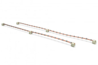 Conjunto de barras de equipotencialidade Digitus (DN-19-EARTH-L) com 770 mm. Inclui 2 calhas de cobre com 24 pontos de ligação M5 e cabos de terra.