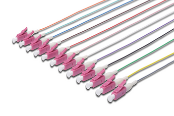 Conjunto de 12 pigtails de fibra ótica Digitus (DK-25332-02-4). Conector LC, multimode (OM4 50/125µ), 2 metros, "loose buffer" (0.9mm) e codificados por cor (IEC 304). - DK-25332-02-4