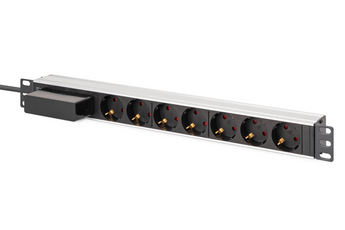 Régua de tomadas (PDU) de 1U para bastidores de 19" da Digitus. Com 7 tomadas Schuko a 45° e disjuntor de 16A para máxima proteção dos seus equipamentos. - DN-95439