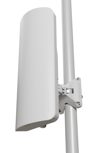 Estação base (AP) Ponto-a-Multiponto da MikroTik com Wi-Fi 6 e antena setorial integrada de 15dBi. A mANTBox ax 15s oferece dual-band e um uplink de 2.5G SFP. - L22UGS-5HAXD2HAXD-15S