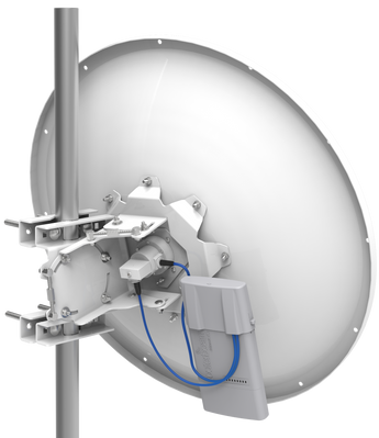 Antena parabólica de 30dBi para 5GHz da MikroTik. O modelo PA inclui o suporte de alinhamento de precisão, ideal para links Ponto-a-Ponto de longa distância. - MTAD-5G-30D3-PA