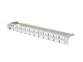 Patch panel 1U Lanberg PPKS-1248-S. 48 portas "em branco" para keystones blindados (FTP). Alta densidade (1U). Inclui cabo de aterramento. - PPKS-1248-S