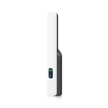 Sistema de antena compacta Ubiquiti UniFi U5G (5G RedCap) alimentada por PoE. Oferece backup de internet automático, montagem versátil e ecrã LCD integrado. Image 3