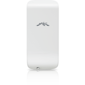 CPE airMAX compacto e de baixo custo da Ubiquiti. O Loco M2 opera em 2.4GHz com antena de 8.5dBi integrada, ideal para links PtP e como cliente PtMP. - LOCOM2