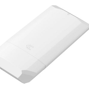 Router Outdoor Teltonika OTD144 4G LTE. Proteção IP55 e antenas integradas. Funcionalidade PoE Passthrough para alimentar câmaras CCTV. Dual SIM e RutOS seguro. - OTD144000000