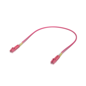 Ubiquiti UACC-OFC-M2-LULU-0.5M. Patch cord de fibra ótica OM4 Multi-Mode de 0.5 metros. Conectores LC-LC Duplex UPC. Revestimento LSZH Cor-de-rosa. Baixa perda de inserção. - UACC-OFC-M2-LULU-0.5M
