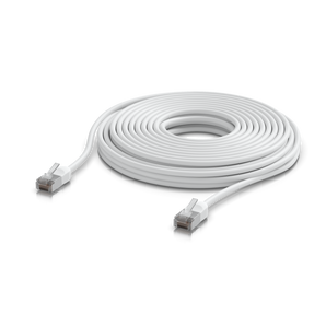 Cabo de rede para exterior de 12m da Ubiquiti. Categoria 6A para 10Gbps, blindado (F/UTP) e com revestimento TPE resistente a UV. Design ultra-fino. - UACC-PATCH-OUTDOOR-C6A-12M-W