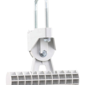 Suporte de montagem universal da Ubiquiti para parede ou mastro. O UniBracket (UBIBR) permite um ajuste de precisão para os seus equipamentos NanoStation e Loco. - UBIBR